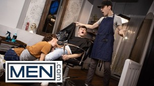 MEN – Hair Salon Owner Cristiano Indulges In A Hot 69 With His Sexy Client Jake Preston